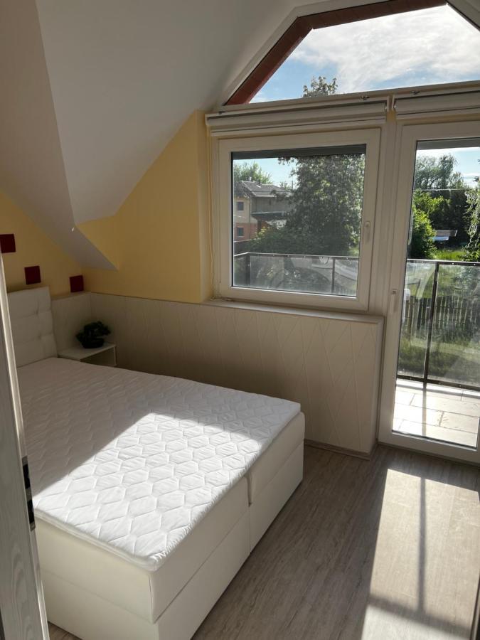 Mediteran Fedett Medences Apartmanhaz Szántód エクステリア 写真