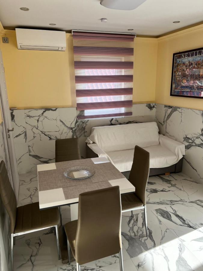 Mediteran Fedett Medences Apartmanhaz Szántód エクステリア 写真