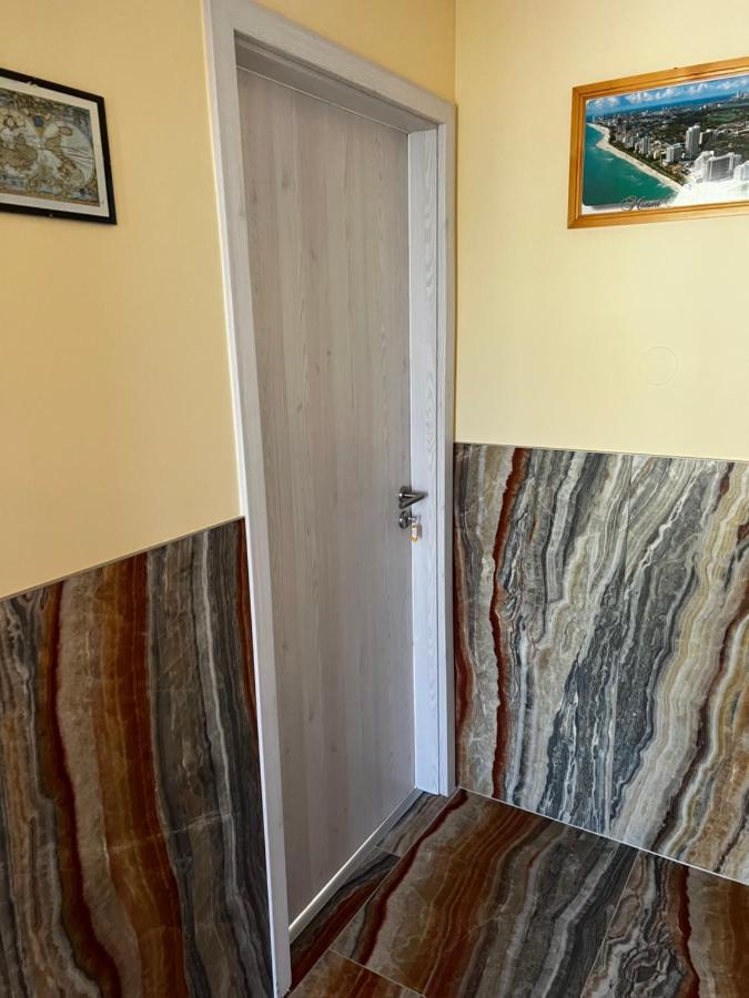 Mediteran Fedett Medences Apartmanhaz Szántód エクステリア 写真