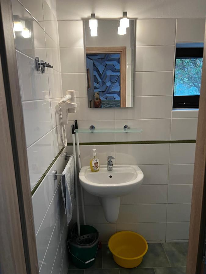Mediteran Fedett Medences Apartmanhaz Szántód エクステリア 写真