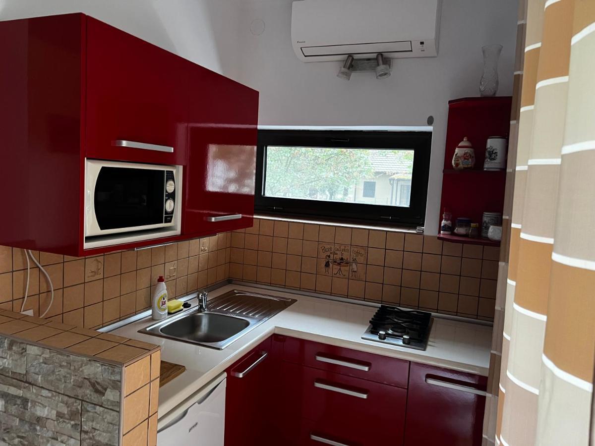 Mediteran Fedett Medences Apartmanhaz Szántód エクステリア 写真